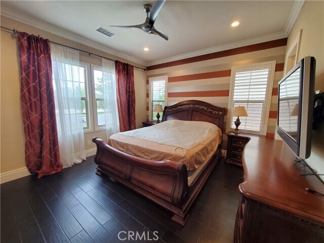 Building Photo - 2498 Santa Paula Dr