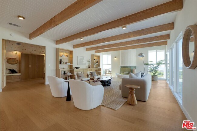 Foto del edificio - 211 Bellino Dr