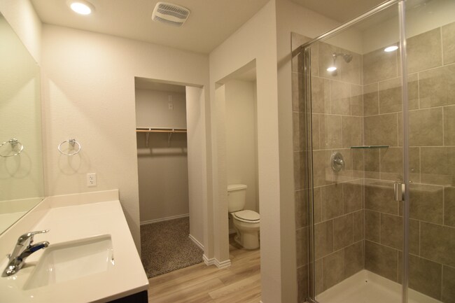 Foto del edificio - 1428 Merritt Rd