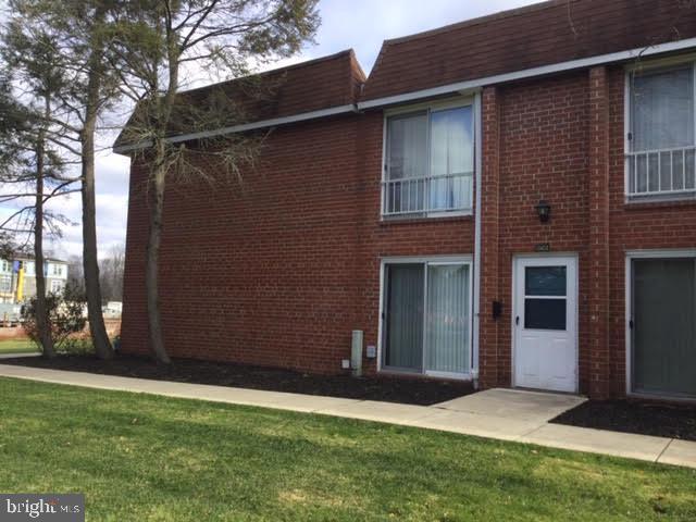 Foto principal - 105 Lexington Ct