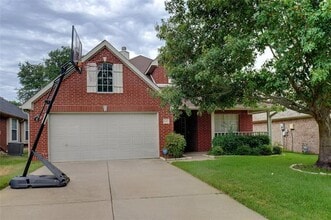 Building Photo - 6413 Eagle Creek Dr