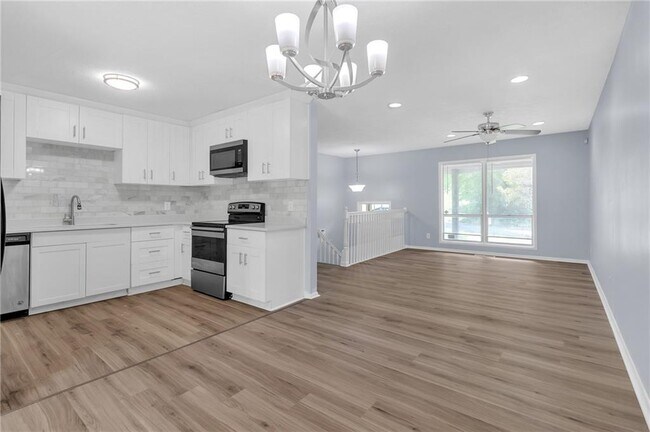 Foto del edificio - 2496 Shiloh Dr