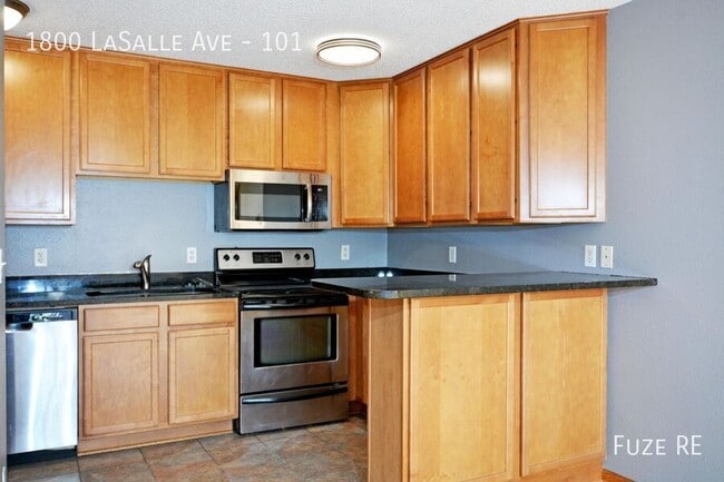 Building Photo - 1800 La Salle Ave