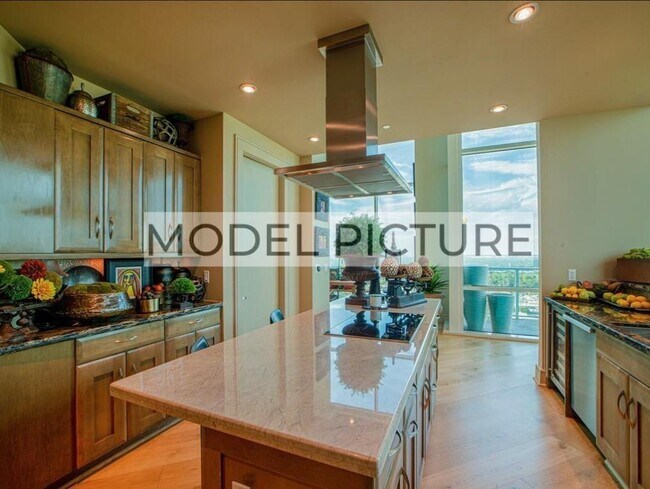 Foto del edificio - 945 N Gessner Rd