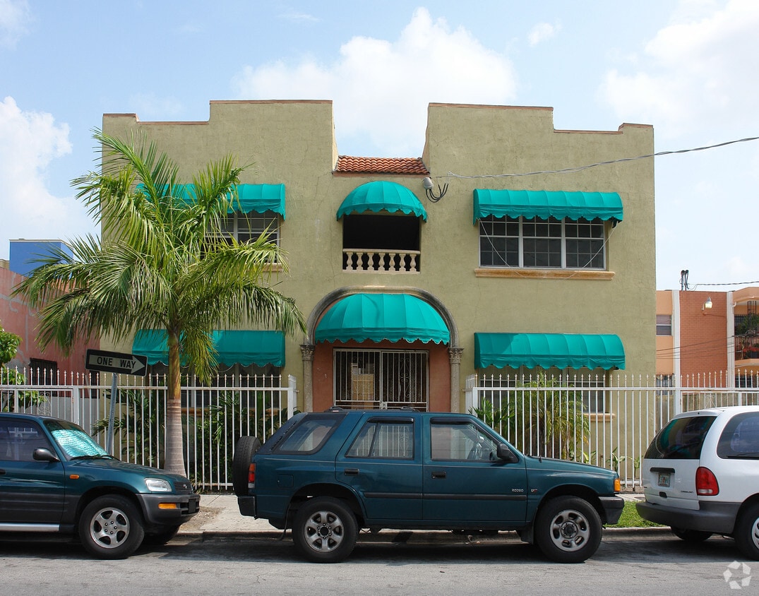 Primary Photo - 1157 NW 1st St