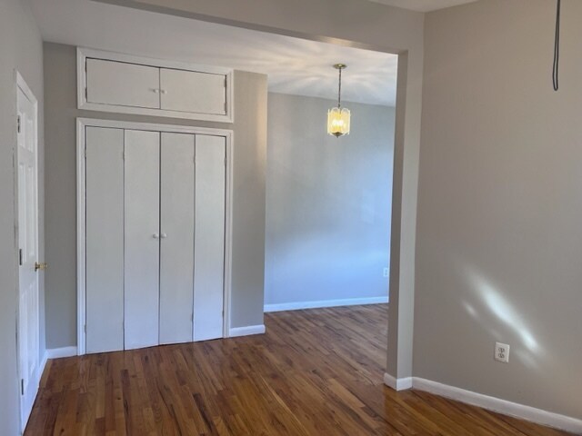 primary bedroom - 40 W 47th St