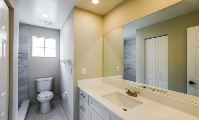 Foto del edificio - 22 14th Ave