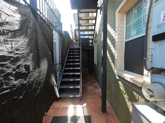Foto del edificio - 1012 McGowen St