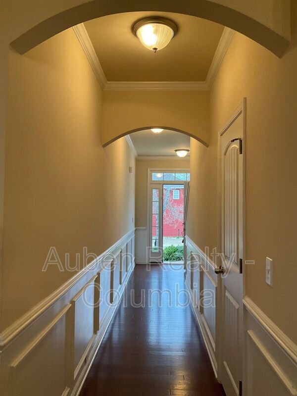 Foto del edificio - 204 Ashmore Ln