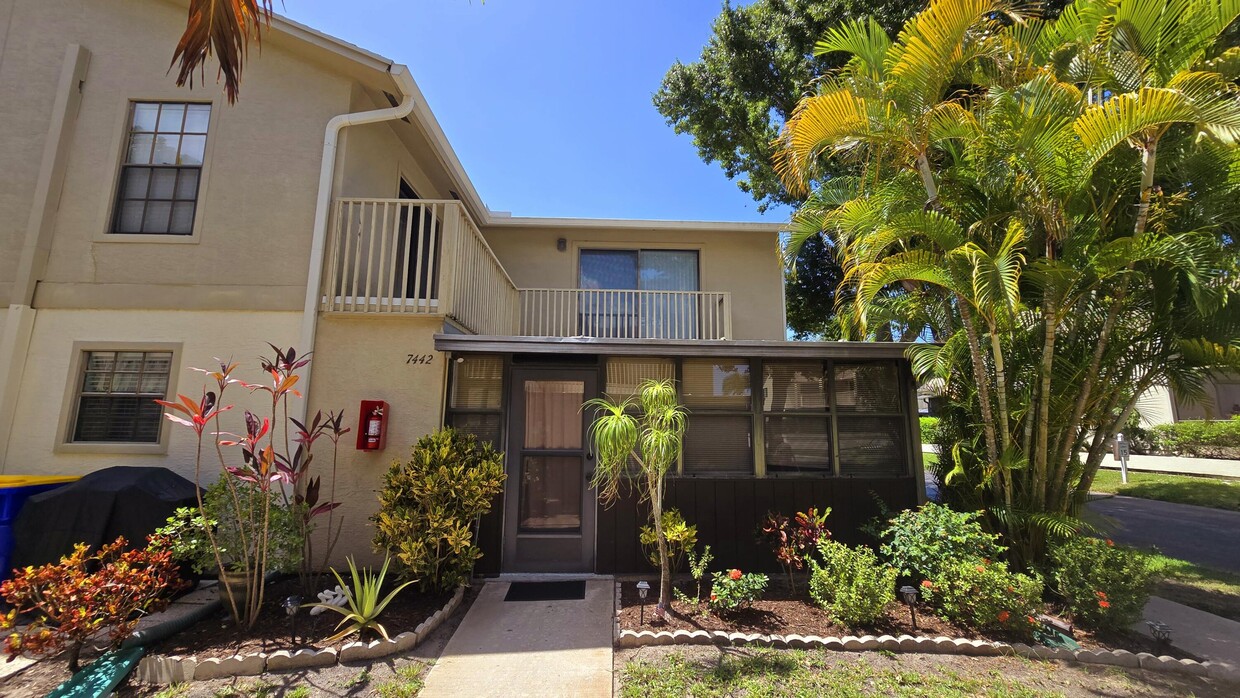 Foto principal - 7442 SE Jamestown Terrace