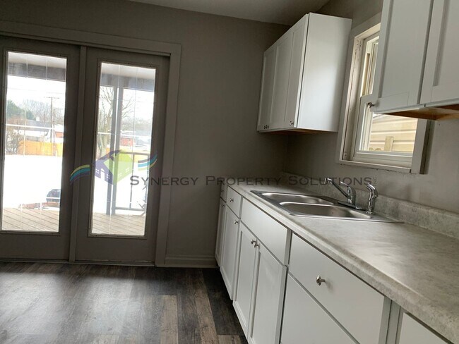 Foto del edificio - For Sale or Rent to Own