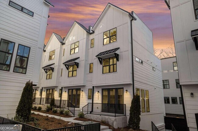 Foto del edificio - 1833 Gotham Ln NE