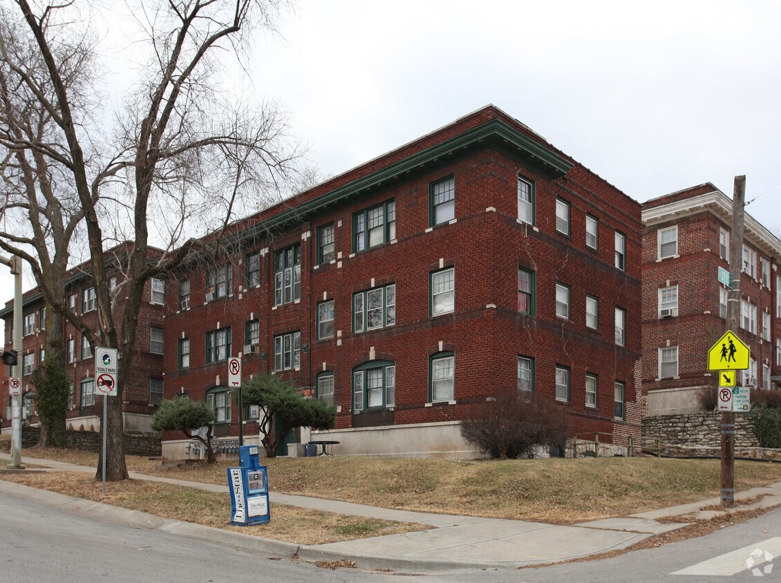 Primary Photo - 3700 Wyoming St