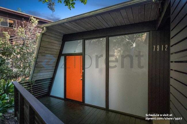 Building Photo - 7912 Willow Glen Rd