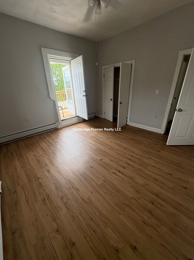 Building Photo - 16 Flint St