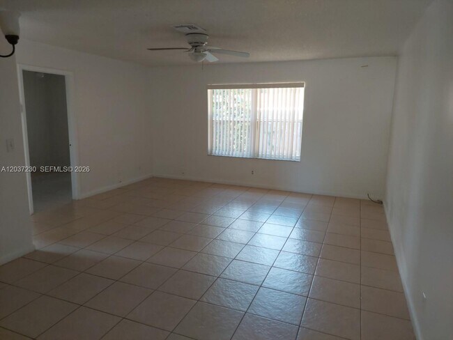 Foto del edificio - 2319 Johnson St