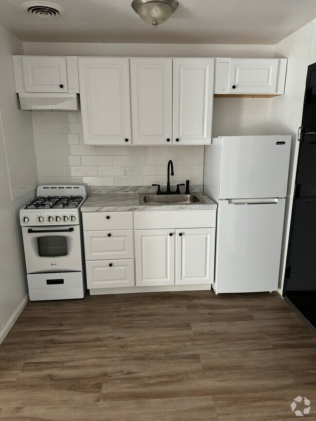 Building Photo - 342 Stuyvesant Ave