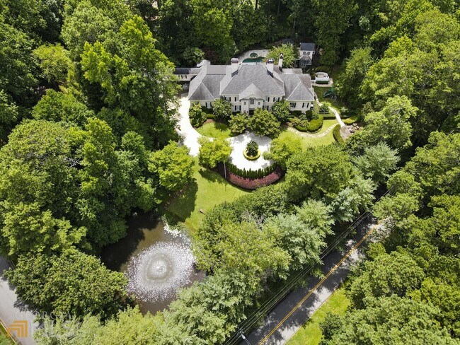 Foto del edificio - 12 Powers Chase Cir NW