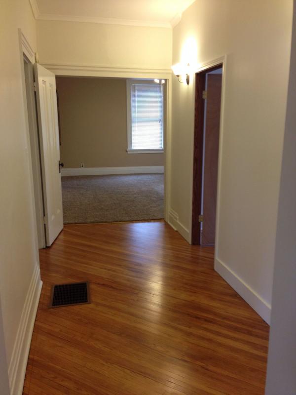 Primary Photo - 401 Pine St