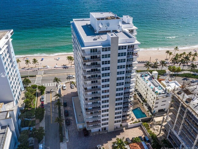 Building Photo - 209 N Fort Lauderdale Beach Blvd