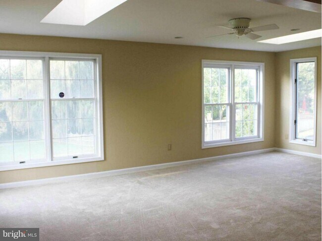 Foto del edificio - 6210 Cottonwood St