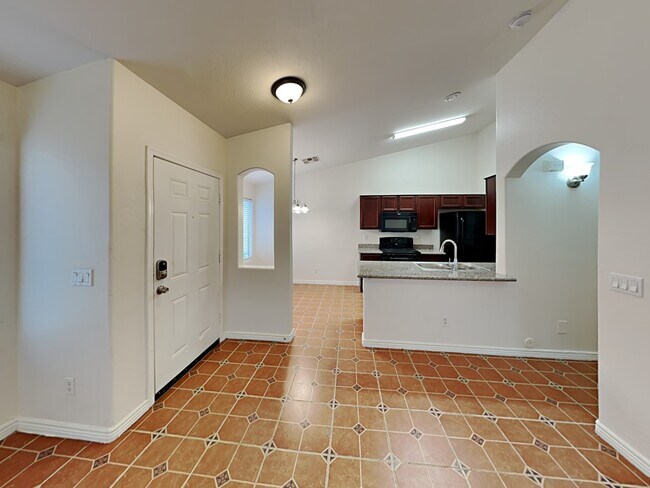 Building Photo - 405 E Jeanne Ln