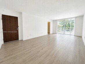 Building Photo - 486 NW 165th St