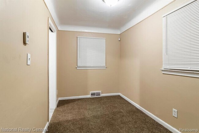 Foto del edificio - 15391 Appoline St