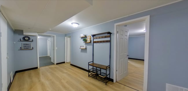 Building Photo - Nice Home with 2 Kitchens + Large Backyard + Washer & Dryer! Available August 1st!