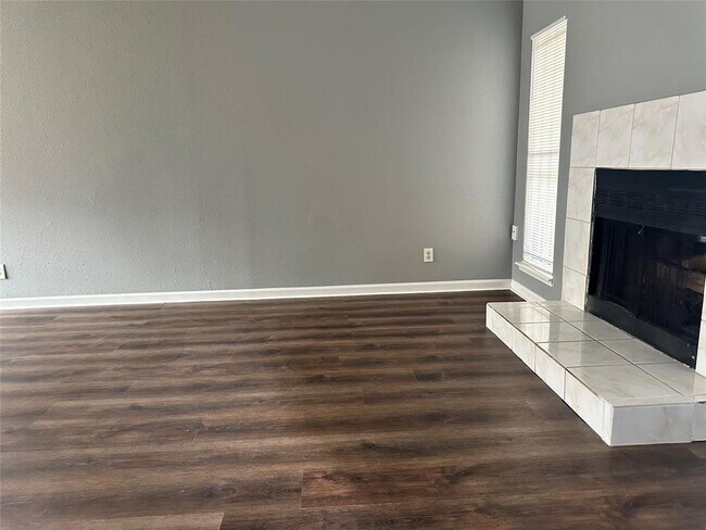 Foto del edificio - 12400 Brookglade Cir
