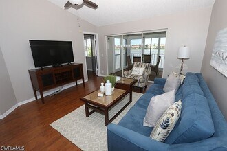 Building Photo - 7812 Emerald Cir