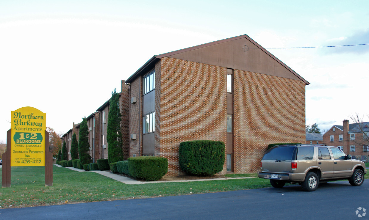 Foto del edificio - Northern Parkway Apartments