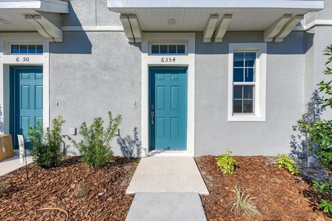 Foto del edificio - 6354 Fairmont Ln