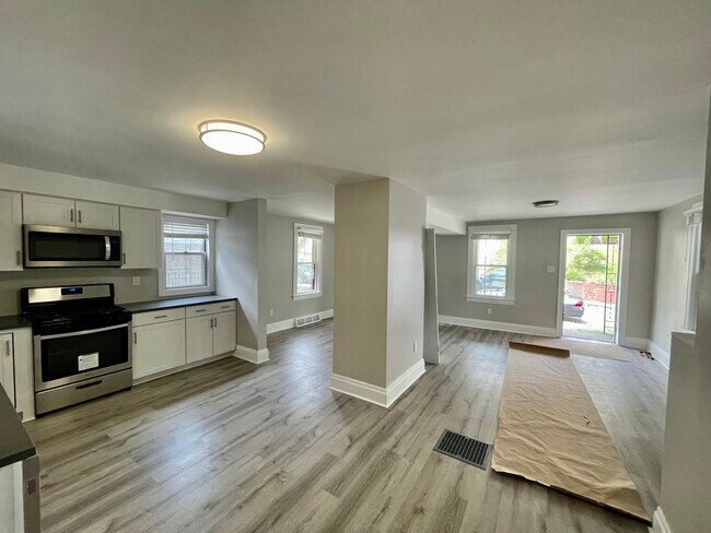 Photo - 40 Oakland St House