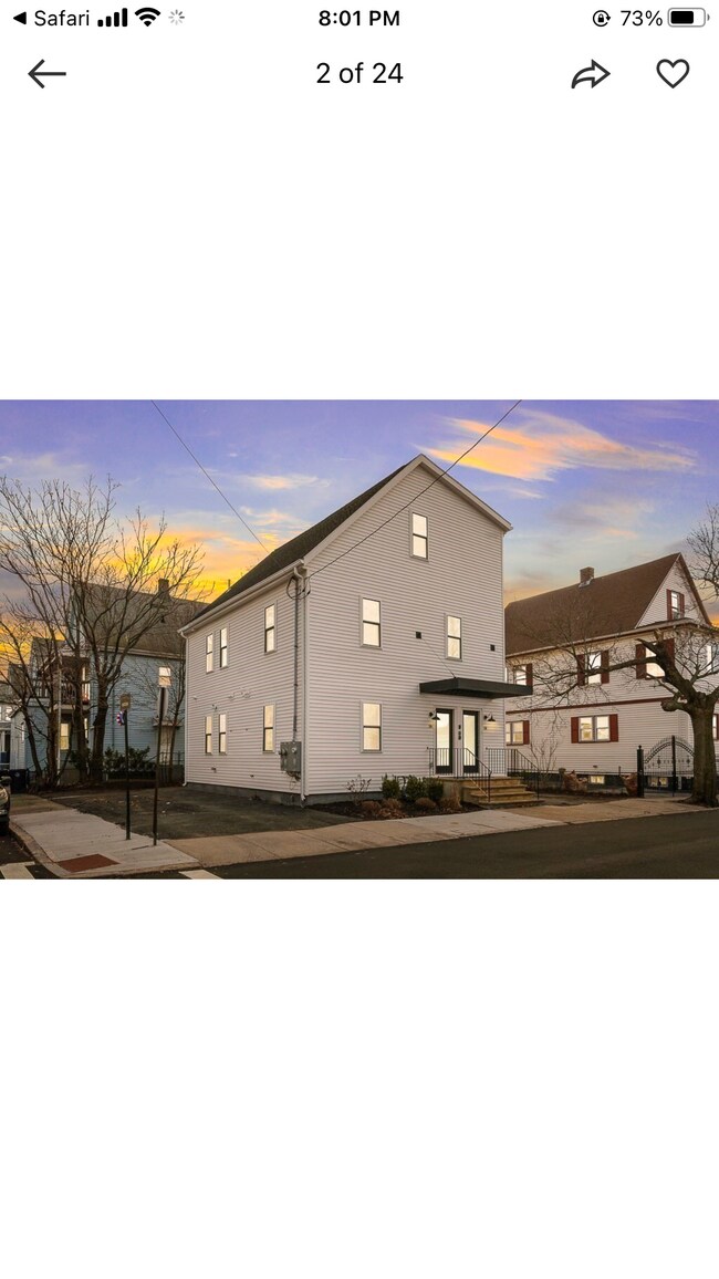 Building Photo - 58 Wellington Ave