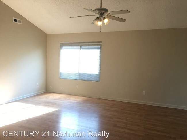 Building Photo - 3 br, 2 bath House - 3412 Daisy Crescent