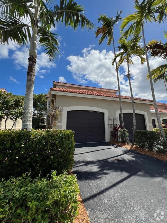 Stanton Lake Pet Friendly Apartments for Rent Weston, FL 2 Rentals