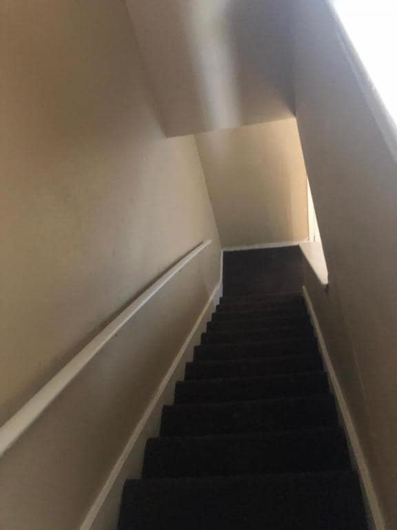 Building Photo - 151 PINEWOOD CT