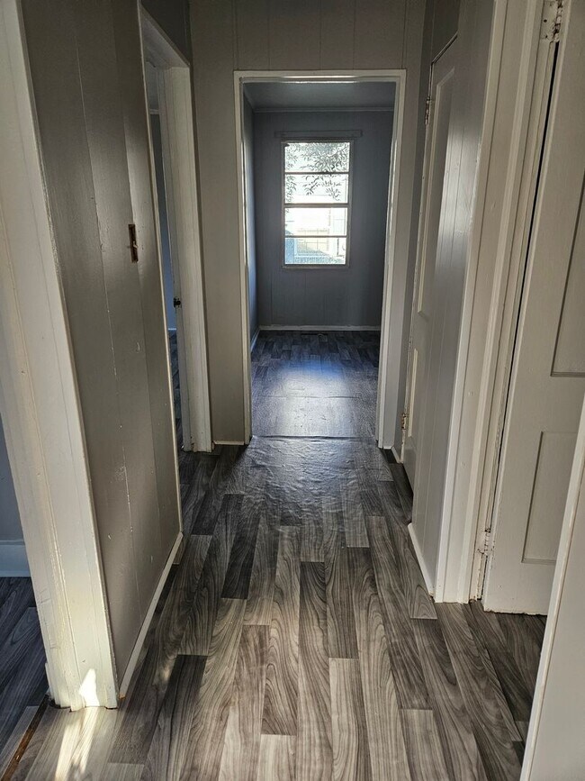 Foto del edificio - 806 Woodland St