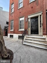 Building Photo - 919 Pine St