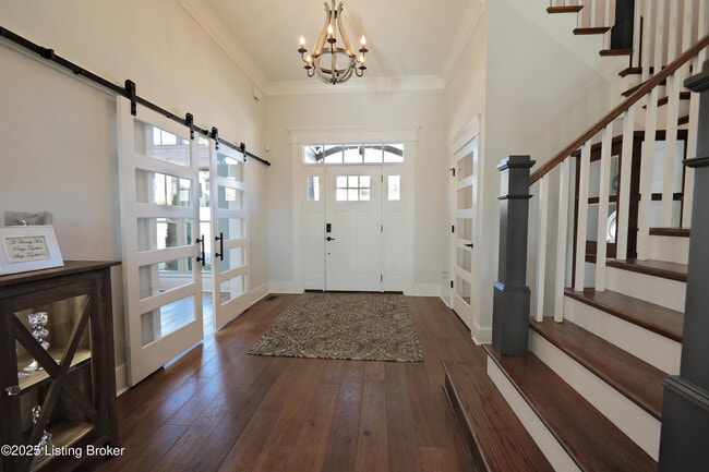 Building Photo - 14000 Glendower Dr