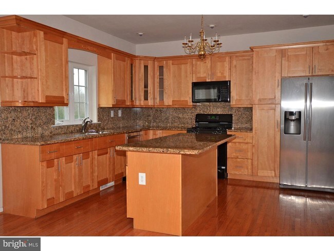 Building Photo - 108 Blackburn Dr