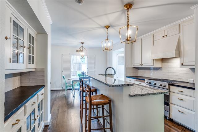 Foto del edificio - 4641 W Mockingbird Ln