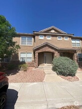 Building Photo - 3155 S Hidden Valley Dr