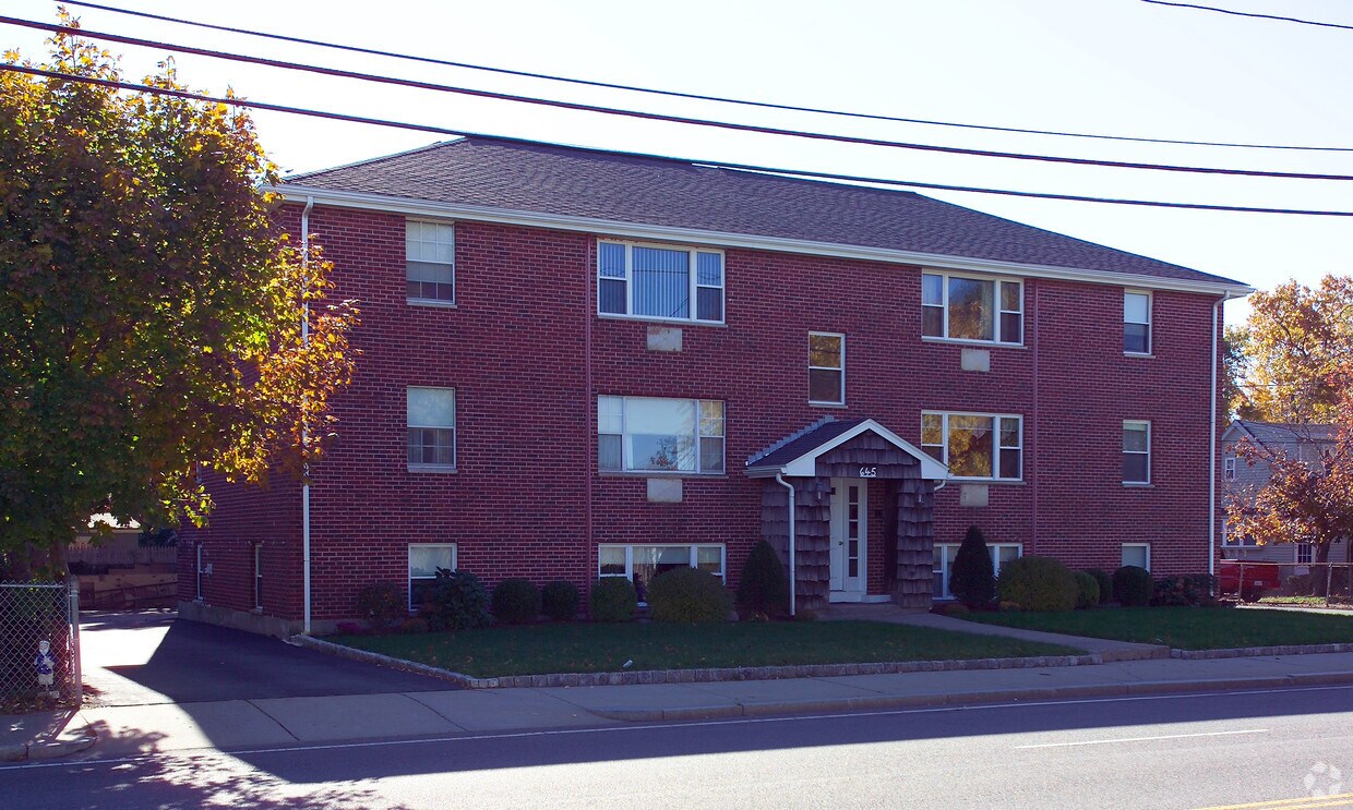 Building Photo - 639-645 Sea St