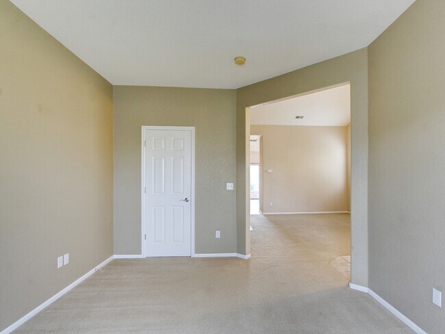 Foto del edificio - 2 Bed + Study Ranch Single Family Home in Murphy Creek