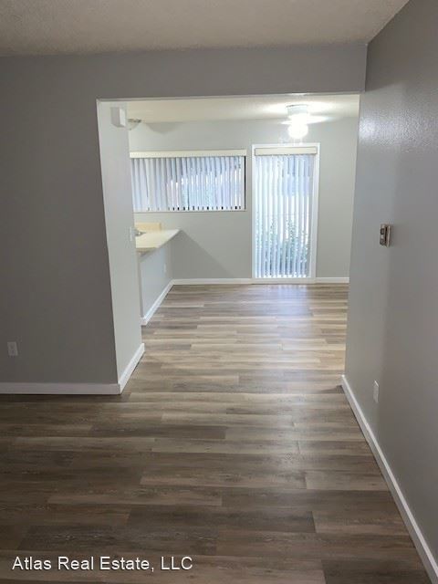 Foto del edificio - 1919 Henderson Ave