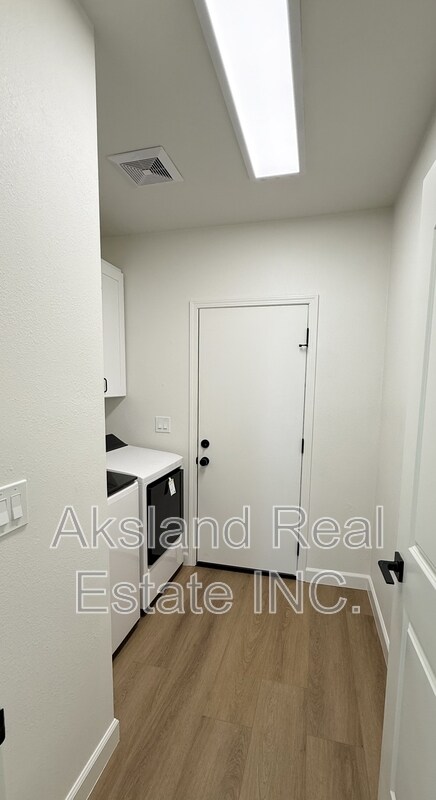 Foto del edificio - 4701 Elm St