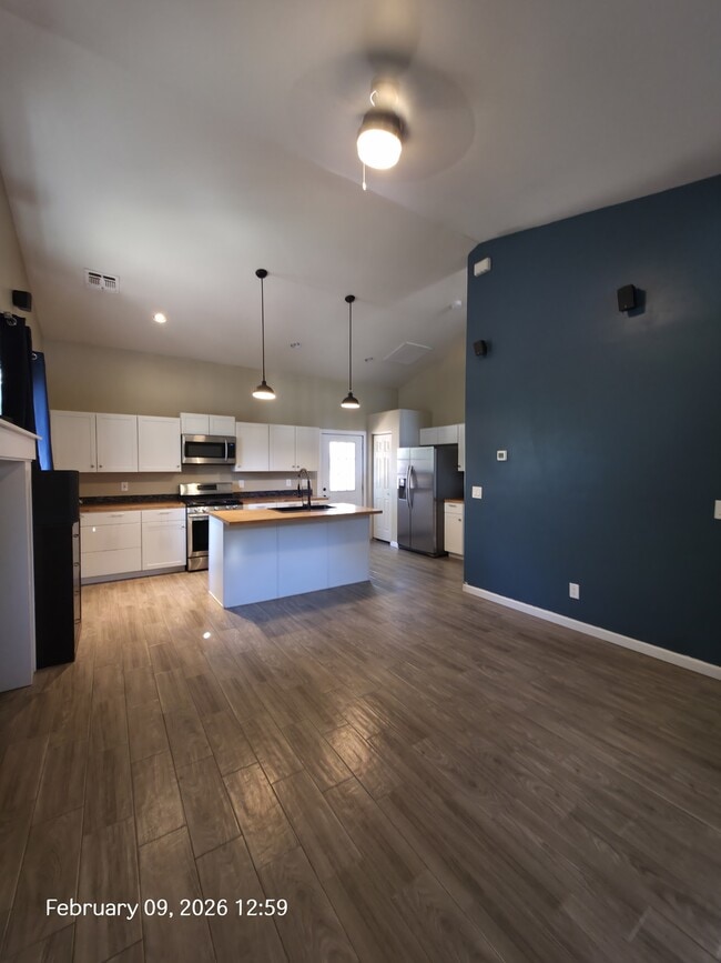 Building Photo - 763 E Cherokee St