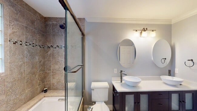 Building Photo - Rare Rental with Private Pool in the Heart of Charlotte